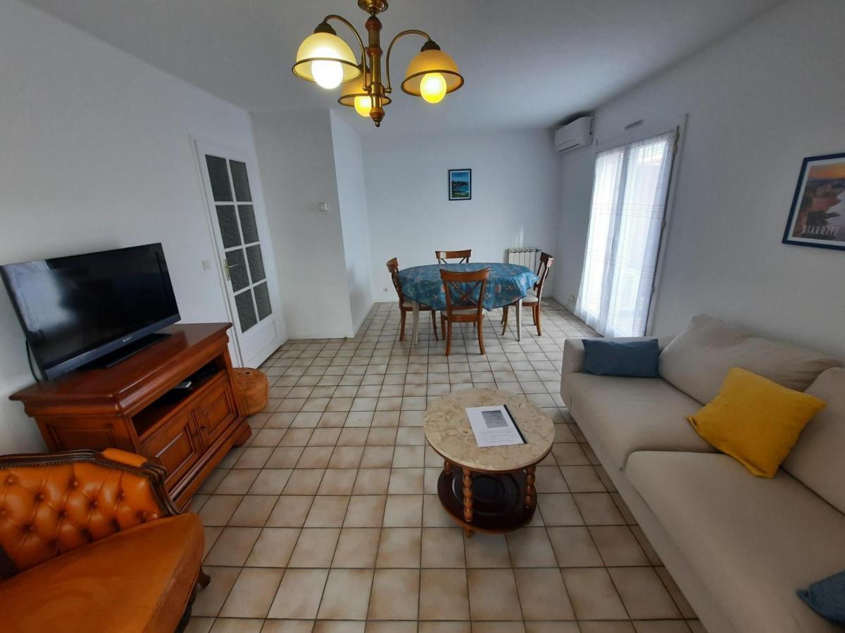 Duplex T3 Avec Terrasses Et Parking, Proche Plages Et Commerces A Anglet - Fr-1-239-859 Extérieur photo